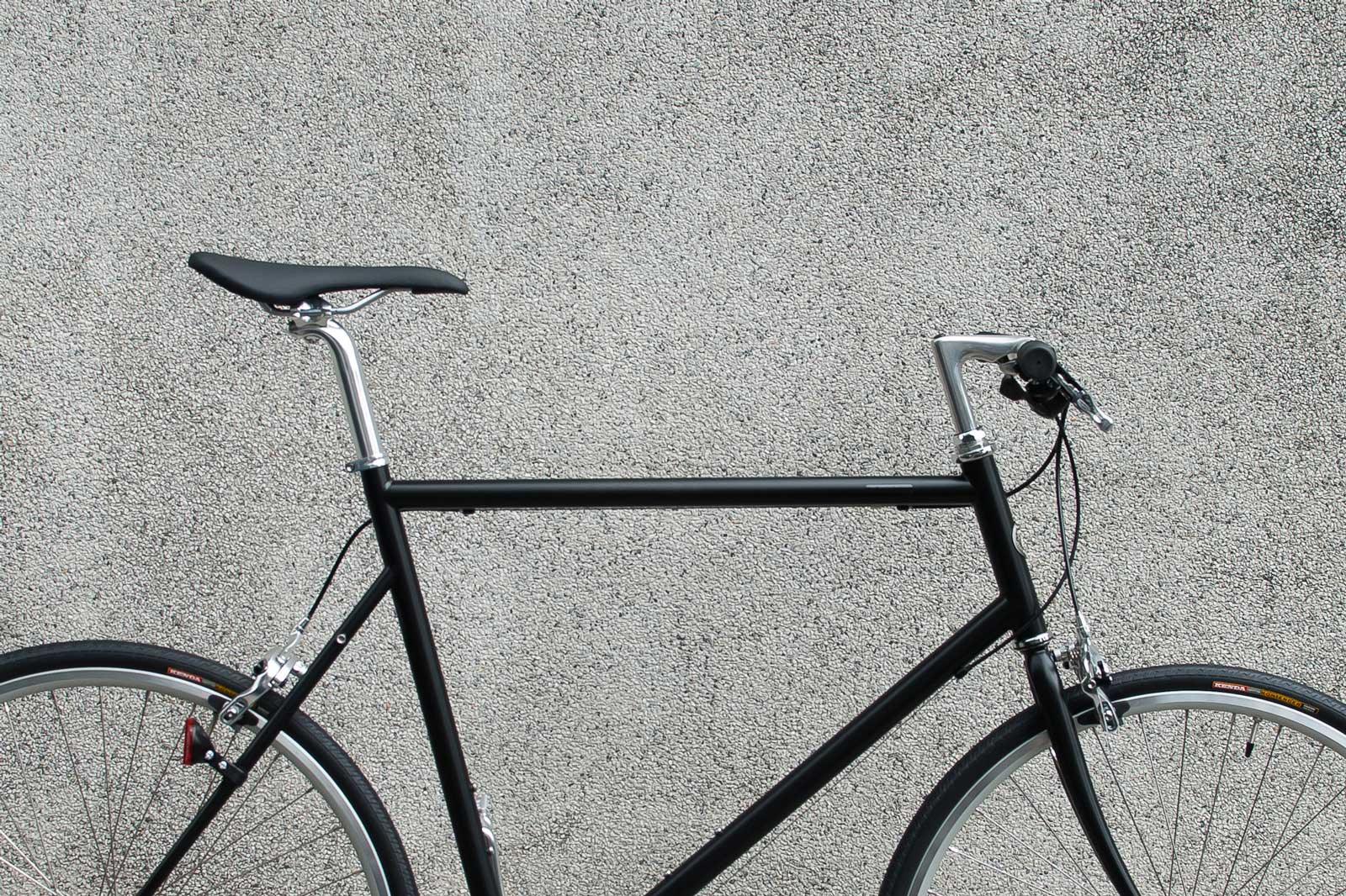 จักรยานทรงสปอร์ต คานตรง สีพิเศษดำด้าน รุ่น CS sport matt black - tokyobike